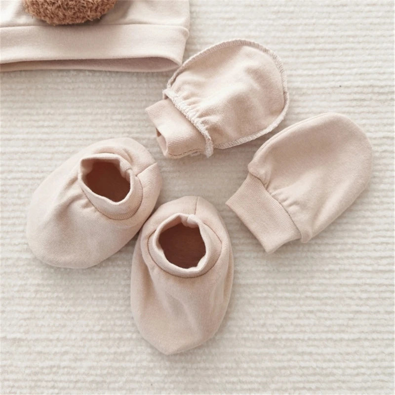 Infant Fashion Accessories Warm Hat Anti-Scratch Gloves Socks Set for Newborns